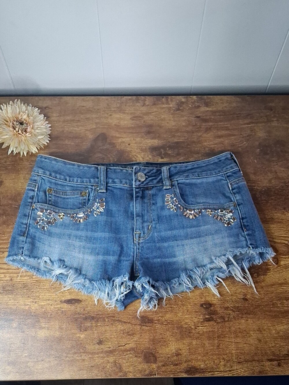 American Eagle Outfitters Blue Embellished Frayed Denim Shorts Size 8